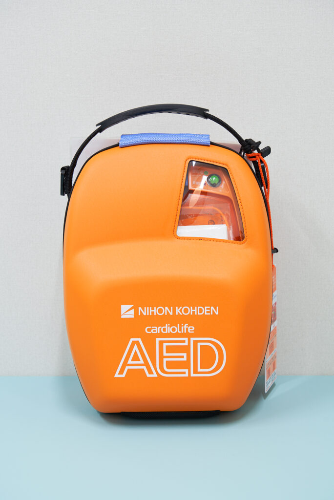 AED　自動体外式除細動器